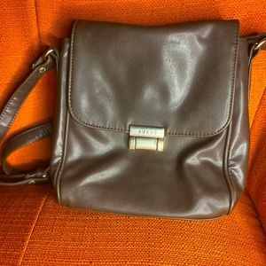Guess crossbody purse